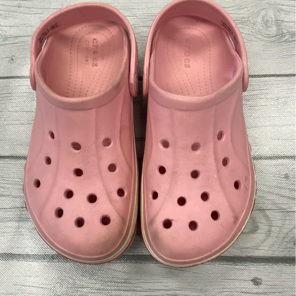 CROCS pink size 2